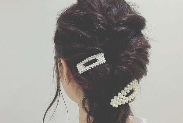 有中国游客在日本参与滑翔伞活动时坠海,中使馆提醒